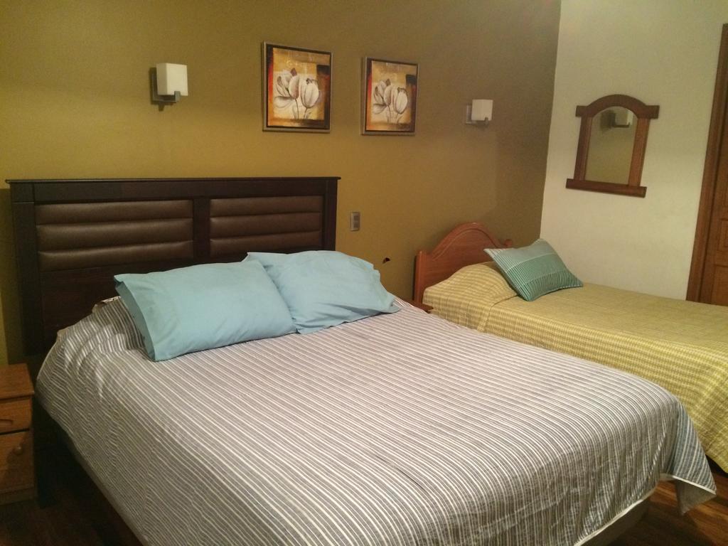 Hostal El Parron Hostel รังกาอัว ภายนอก รูปภาพ