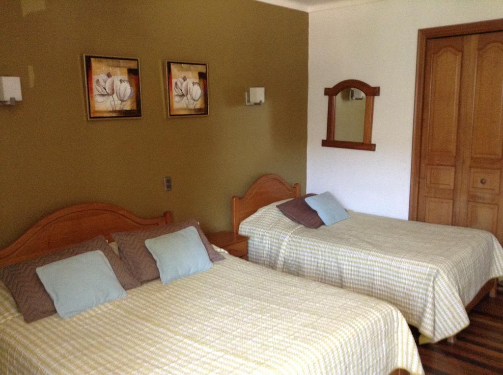 Hostal El Parron Hostel รังกาอัว ภายนอก รูปภาพ